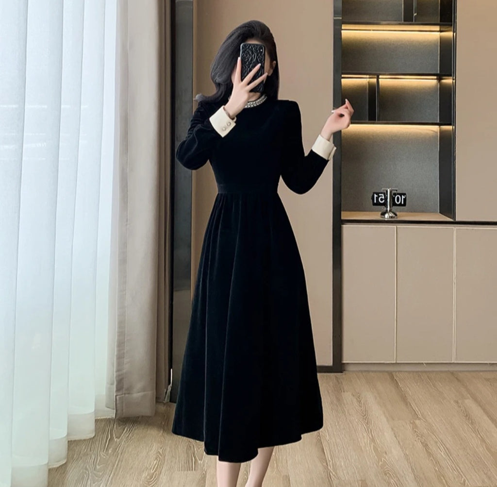 Robe femme col rond – Velours chic