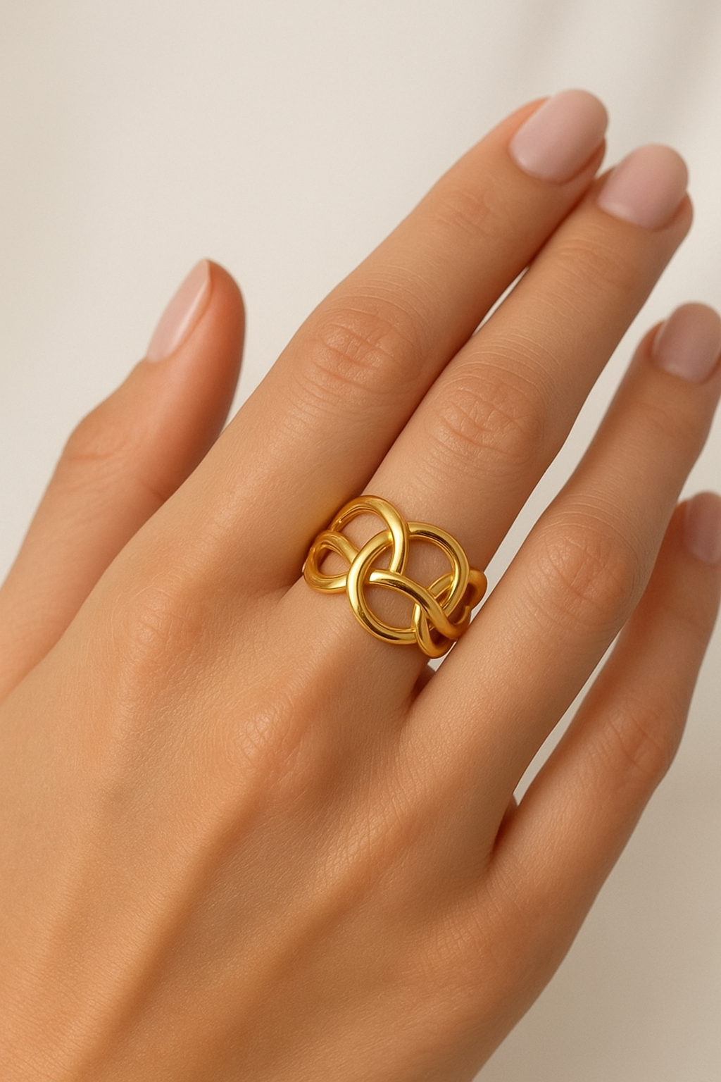 Bague en acier inoxydable – design géométrique