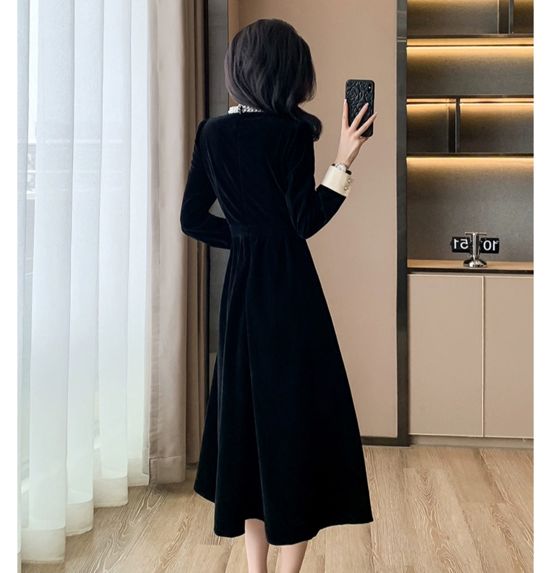 Robe femme col rond – Velours chic