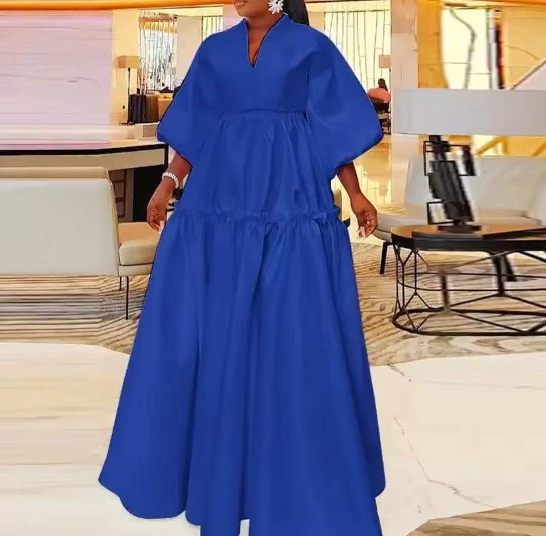 Magnifique robe col V allant du s au 5xl