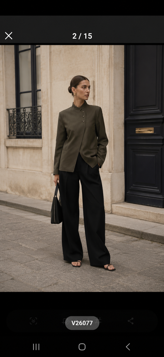 Blazer asymétrique à boutons métalliques