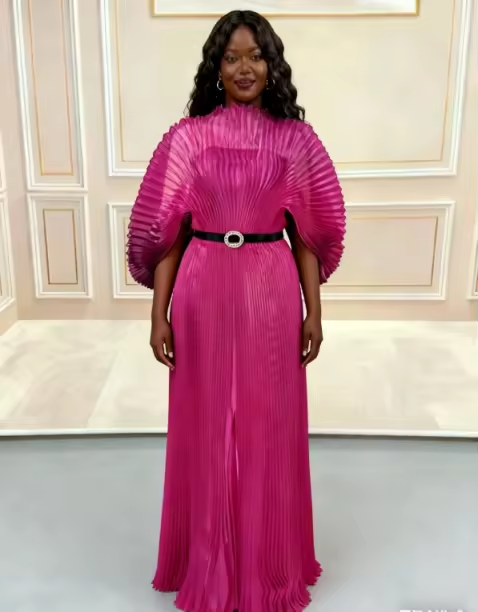 Robe Longue à encolure