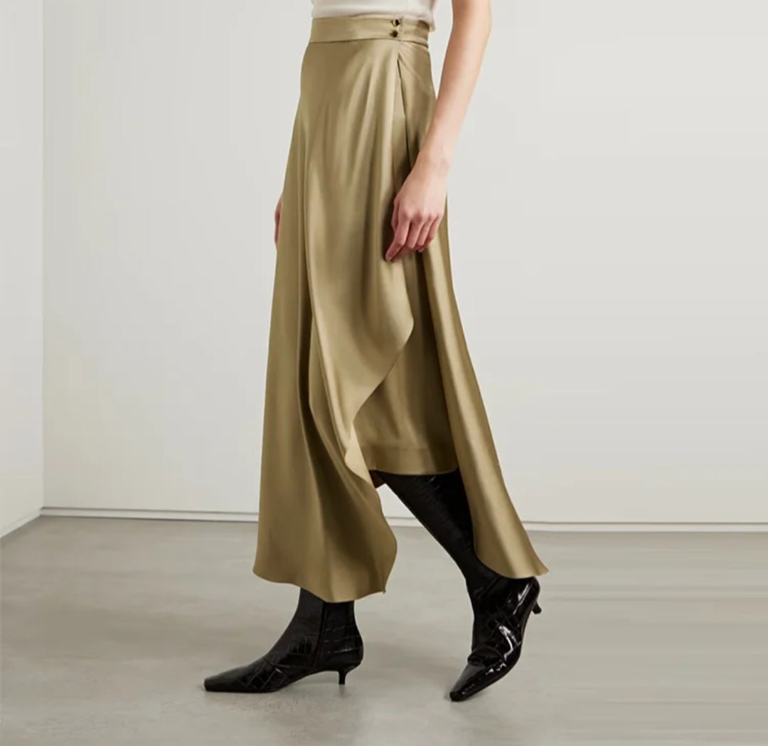 Jupe en soie élégante