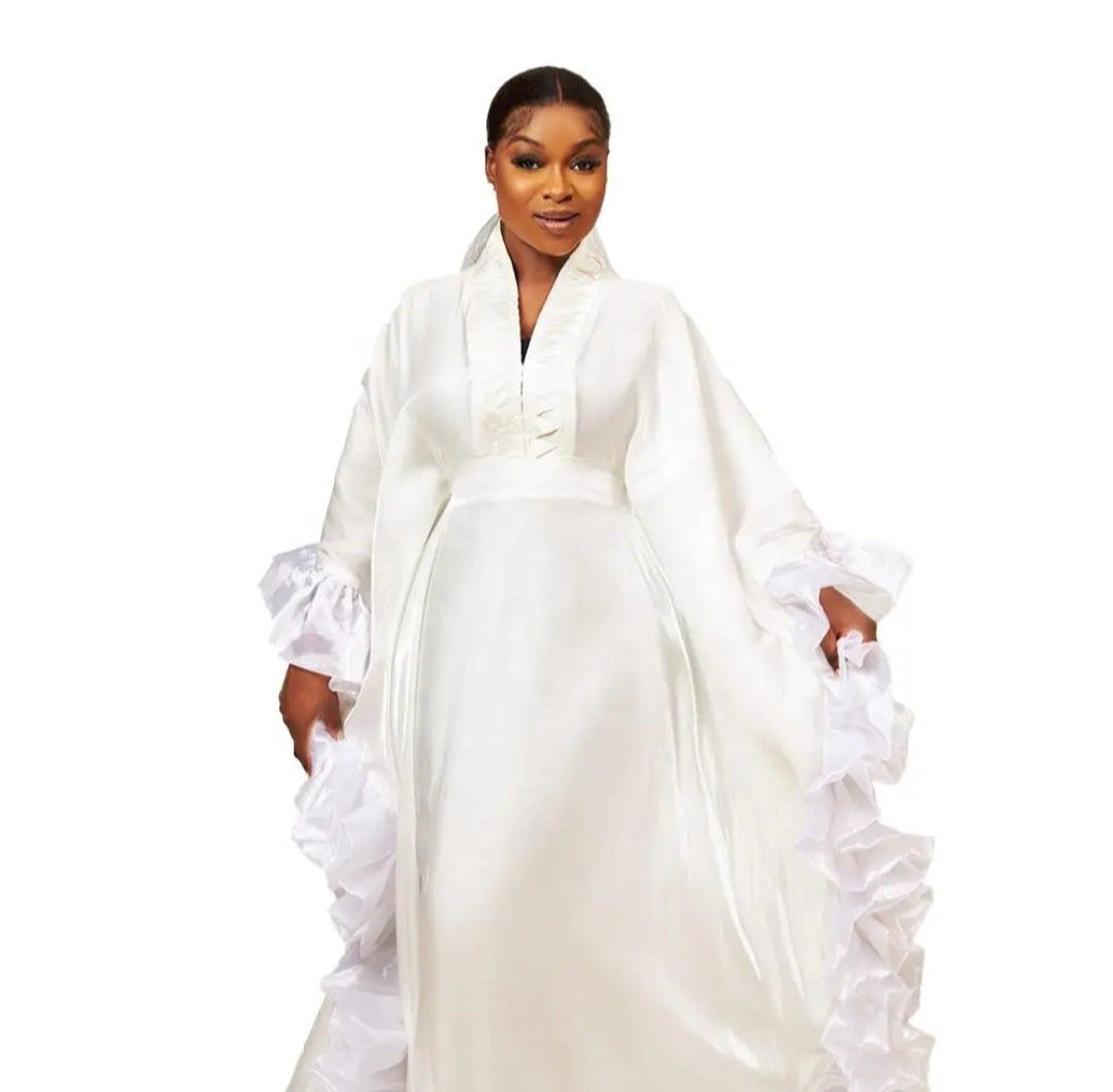 Robe longue satin à volants – Style cérémonie