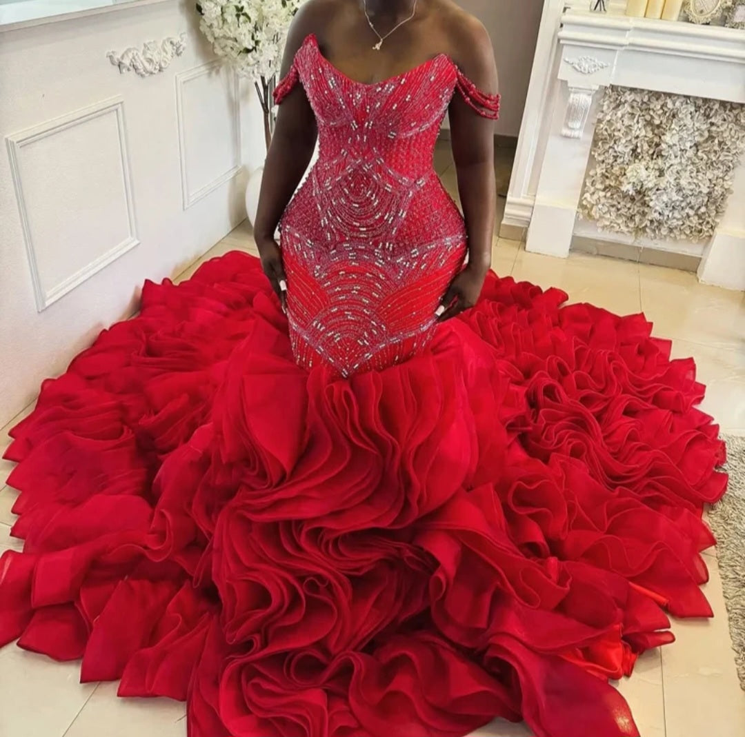 Robe de soirée sirène rouge strassée